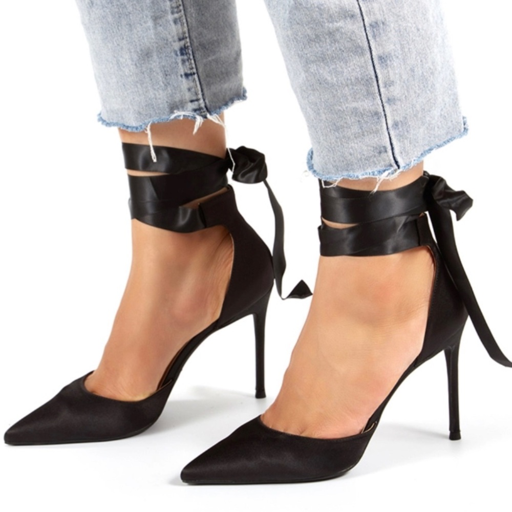 Satin Lace-up Pointy Toe Heeled Pumps. New